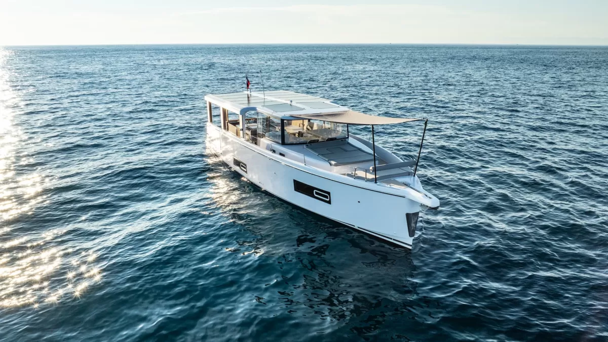Jeanneau Launches Sea Loft: Redefining Life on the Sea