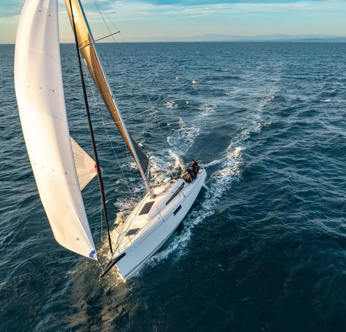 Award Nominees 2026 – BENETEAU Sailing Yacht Charter Stars