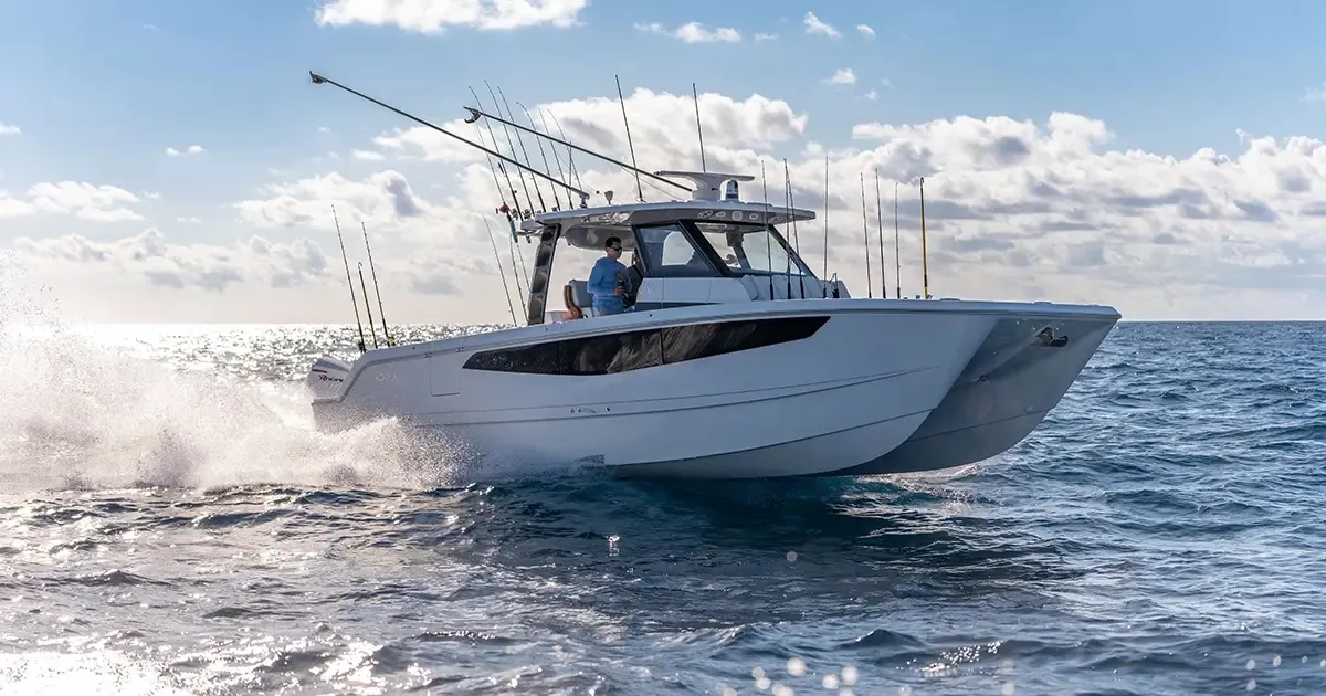 Aquila 36 Molokai at open sea