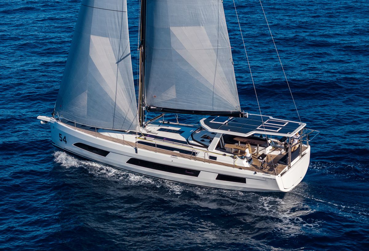 Dufour 48 and Dufour 54 nominated for Boat of the Year 2026 - Constructeur de bateaux | Dufour Yacht
