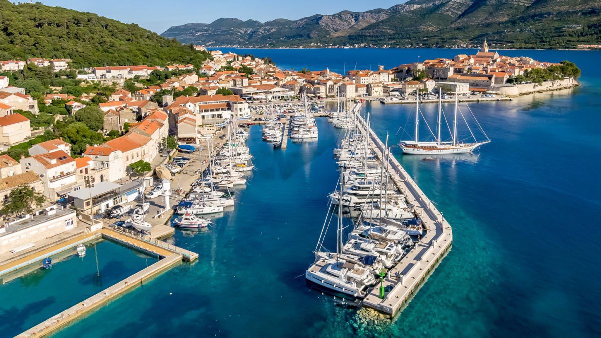 ACI Marina Korčula wins Golden Anchor as Ivica Škec receives first lifetime achievement award