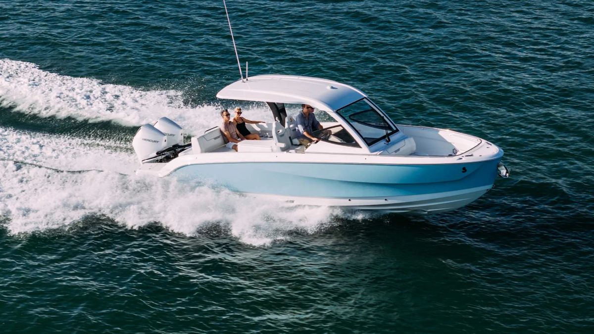 Flyer 30 debuts as Beneteau expands its day boat range