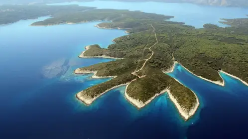 Paklinski otoci yacht charter