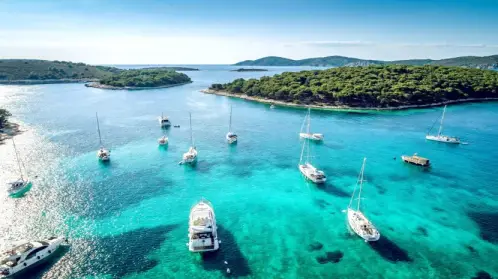 Paklinski otoci yacht charter