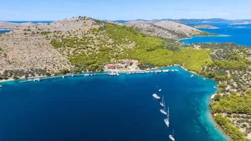 aci marina zut yacht charter