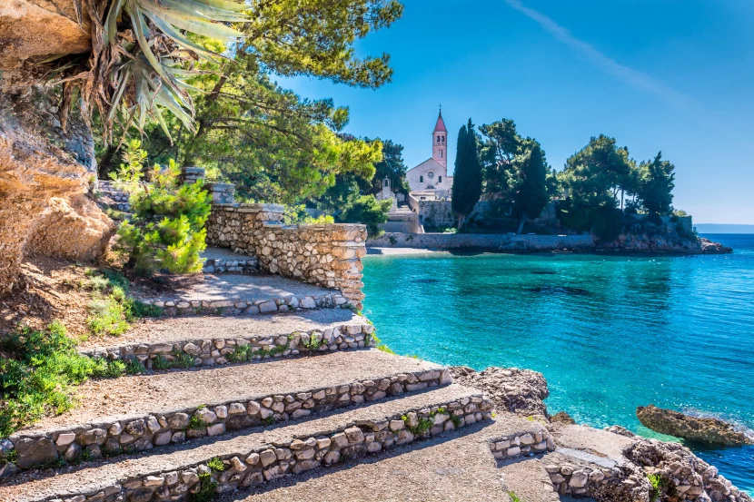 group tour: Island Brač & Bol -. from 80 €