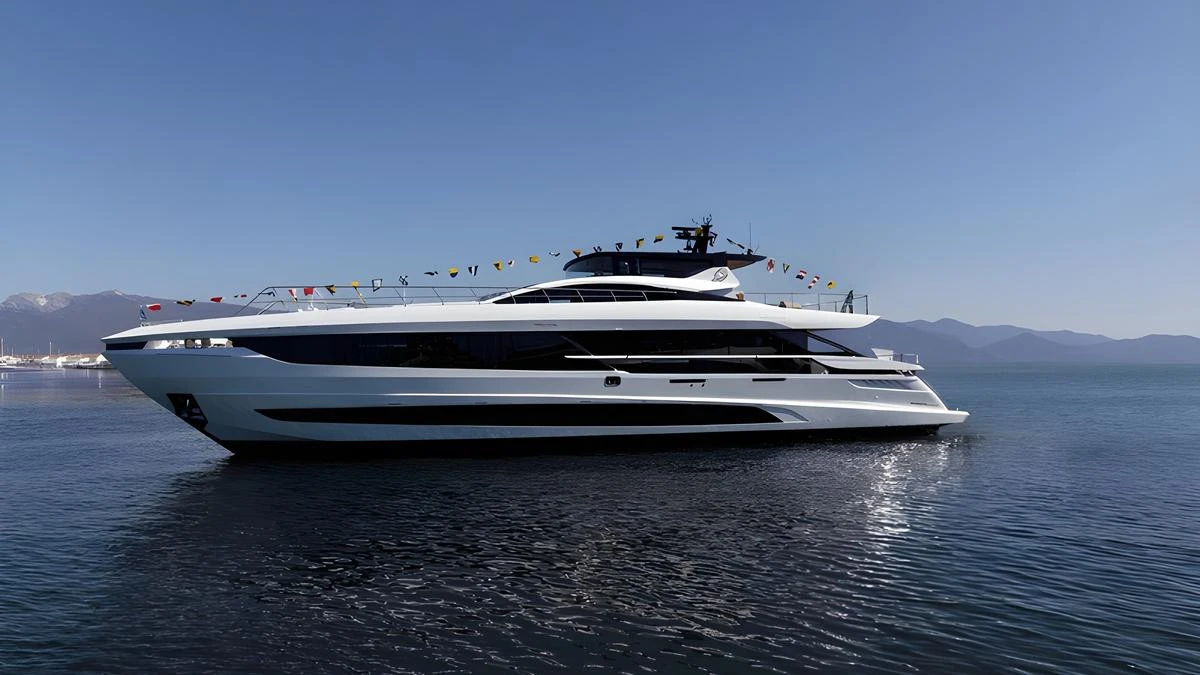 Mangusta GranSport 34 Hits the Water