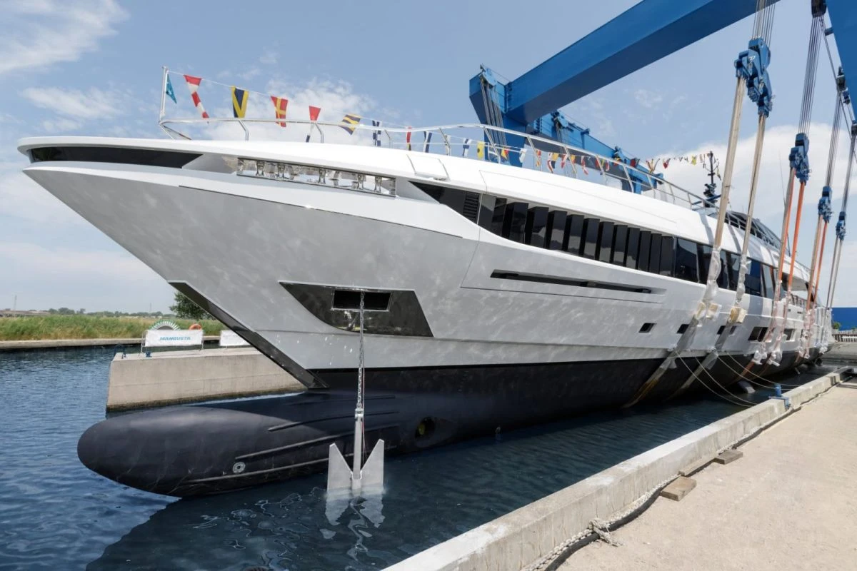 Mangusta GranSport 54 fifth unit launched at Overmarine’s Pisa shipyard