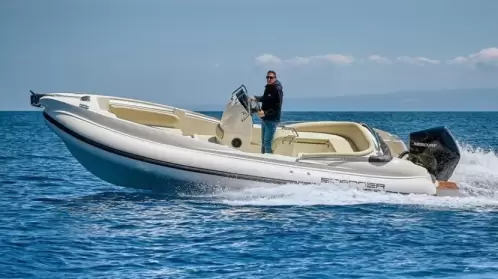Daily rent - Scanner 710 Envy Tender- from 300&euro;