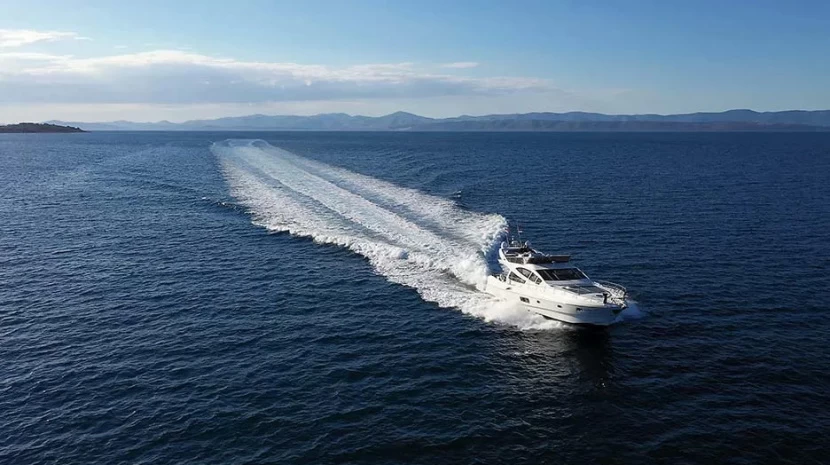 Daily rent -  Alena 58 Sport Fly - from 2 950 € 